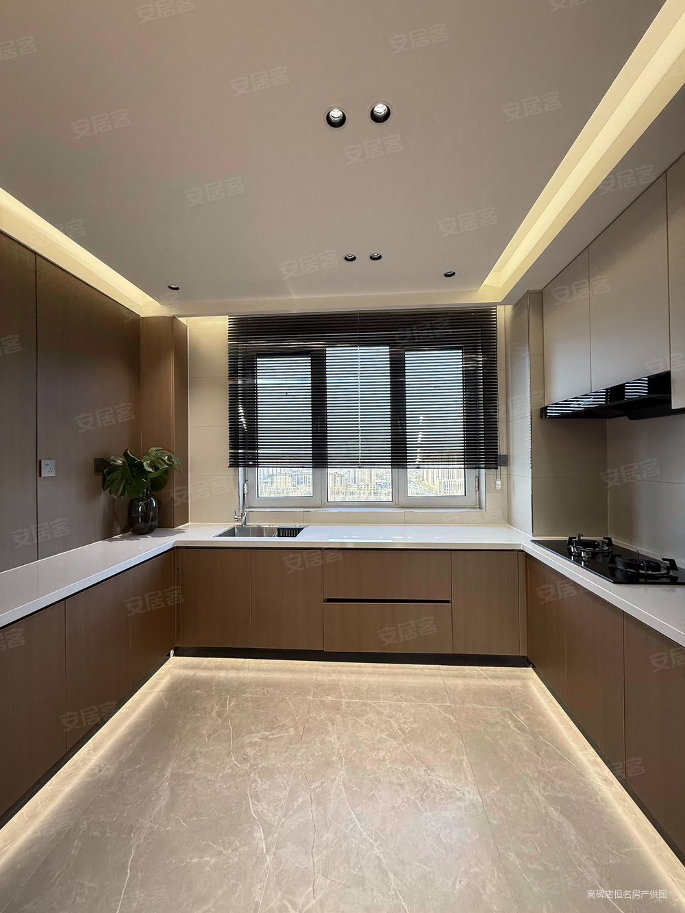 英伦名郡剑桥郡3室2厅2卫119㎡南北95万