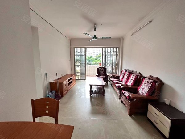 广州海珠南洲万华花园万华花园 采光超好两房两厅 家私电器齐全 随时