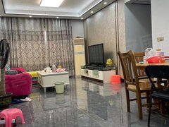 北流北流城区城区出租乡贤公园旁 四房 精装修 家具家电齐全 直接拎包入住出租房源真实图片