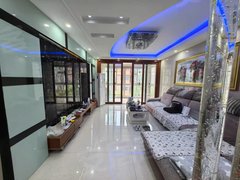 泰兴泰兴市区复兴路可押一付三 济川北校 大庆路小学附近 领秀家园 精装2室出租房源真实图片