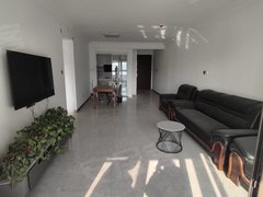 新沂新华路市一中碧桂园枫栖台三室两卫家具家电齐全精装拎包入住带地暖1800月出租房源真实图片