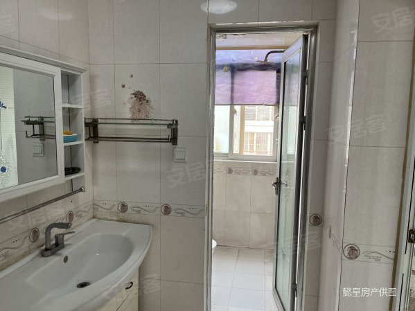 新上4室精装房 状元红路王城高架口 双气 南北通透 随时能看