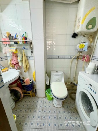 三楼精装修 房东急售 价格好谈 可按揭,山丹街天华院家属院二手房,52