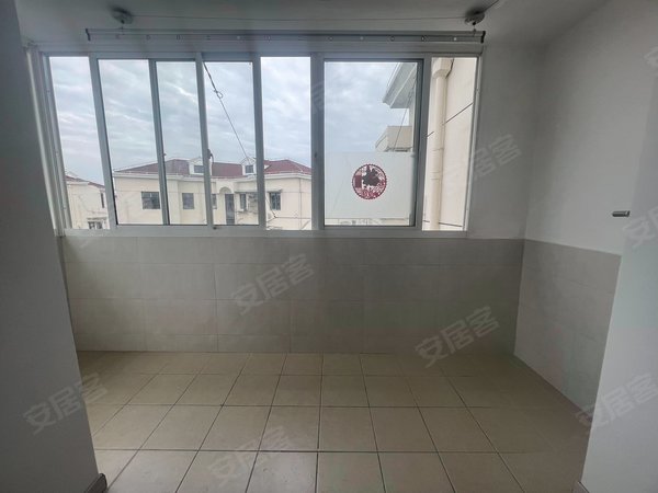 【多图】东湾小区,华泾租房,东湾小区 朝南一房 采光很好 价格优惠