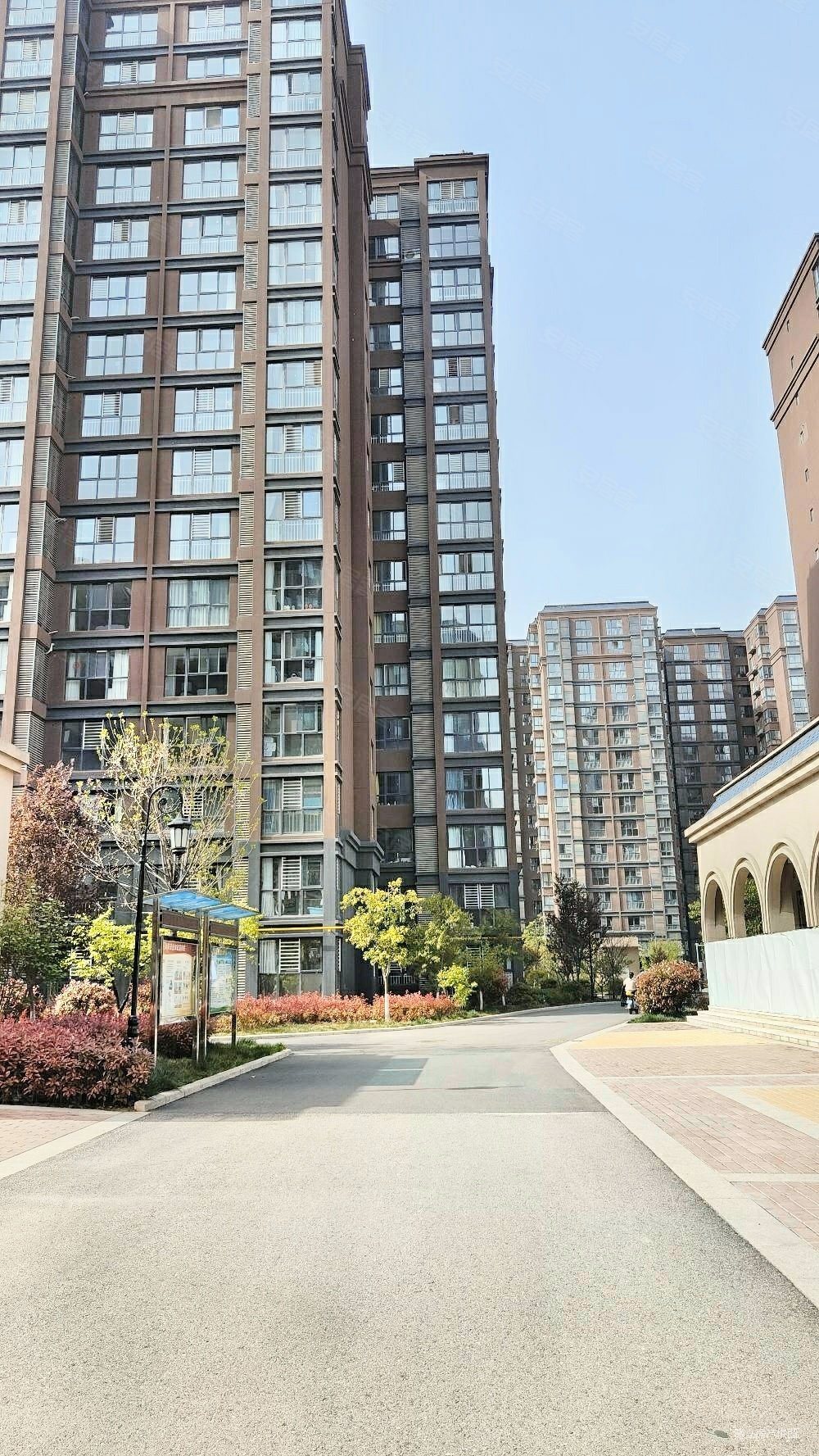 碧水兰庭3室2厅一卫毛坯现房,荣华碧水蓝庭3期二手房,83万,3室2厅,1卫