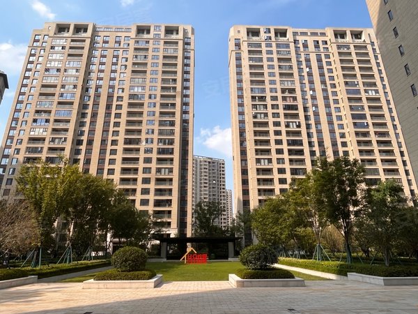 绍兴柯桥柯桥元垄尚都会金地自在城旁 元垄尚都会 大房间 独厨独卫 押