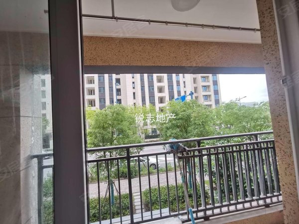 【多图】保利玲玥公馆,奉城租房,房东诚意出租,看房有钥匙照片实拍的