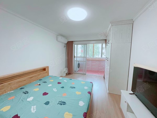 上海徐汇华泾东湾小区动迁客户看过来!2楼,实图实价!一房一厅!