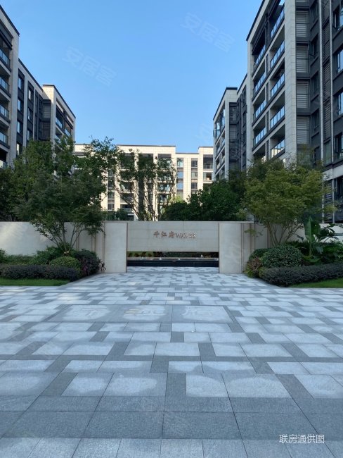 千江凌云千江府3室2厅1卫84.77㎡东100万