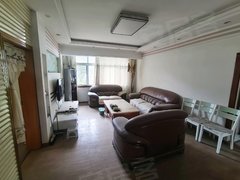 怒江泸水向阳南路 4室2厅1卫出租房源真实图片