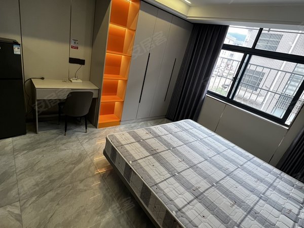 金华东阳东阳市中心甑山路53号楼甑山路，春雷学校，金村，大小单间，精装修，电梯房，出租房源真实图片