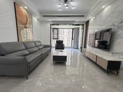 海口秀英秀英大道恩祥华府4房出租 拎包入住 带一个车位 随时看房出租房源真实图片