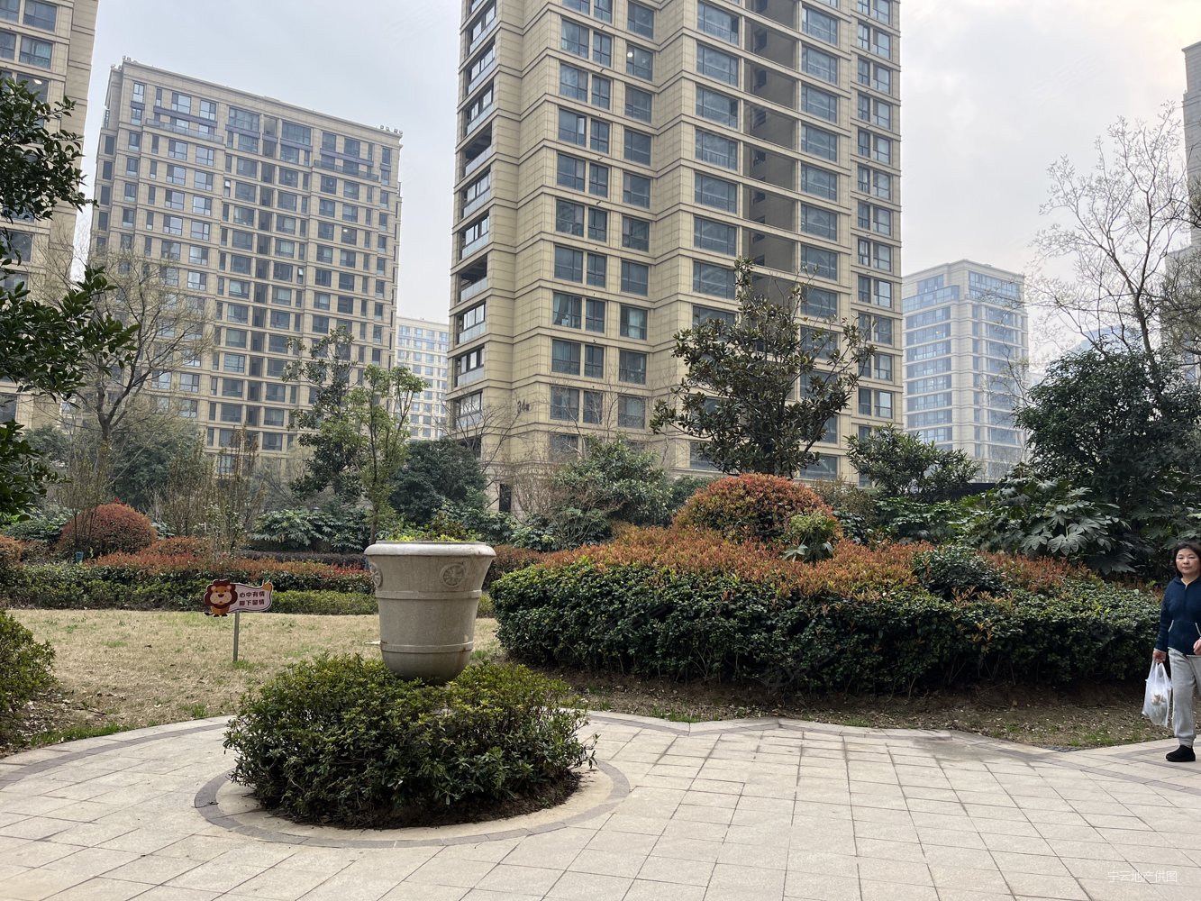 地铁口翠屏诚园精装四室两卫急售砂之船云台天境