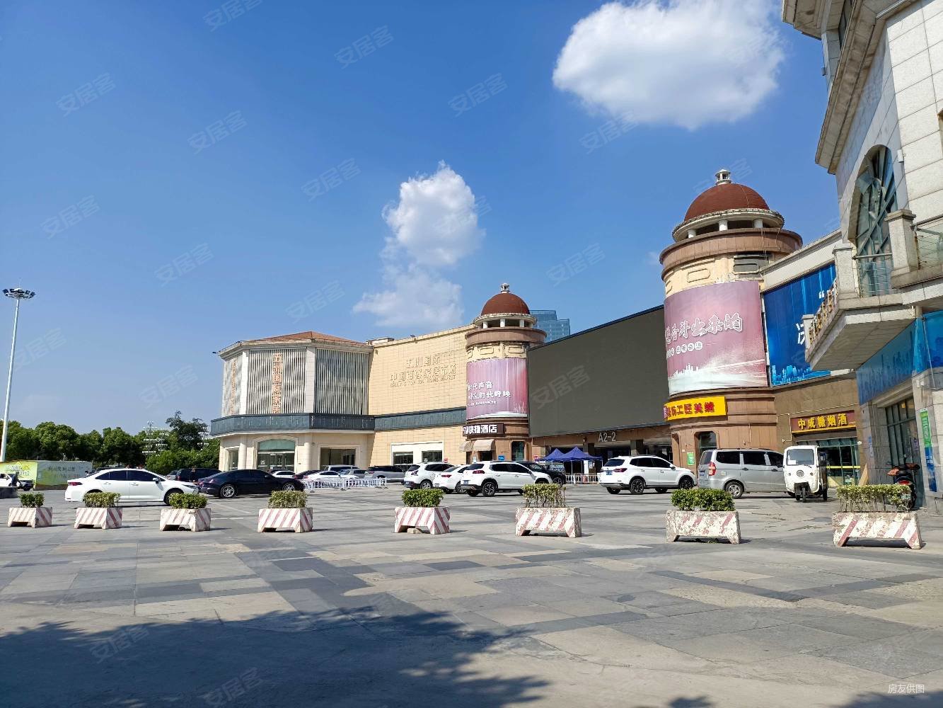 地铁口一楼好房永辉超市南京南站北广场明发商业广场