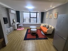 湖州吴兴八里店镇停车方便，吴高对面，朝南湖景房，家具家电齐全，拎包入住出租房源真实图片