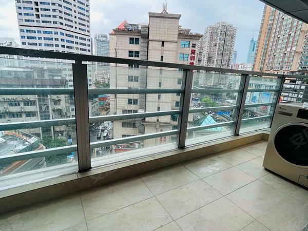 深圳罗湖东门城东街小区晒布地铁站3号线 精装电梯单间 近地铁 看房