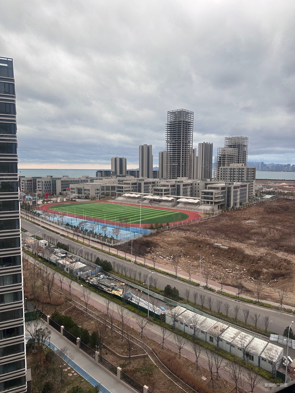 鑫苑灵山湾龙玺(二期)3室2厅2卫120㎡南北180万