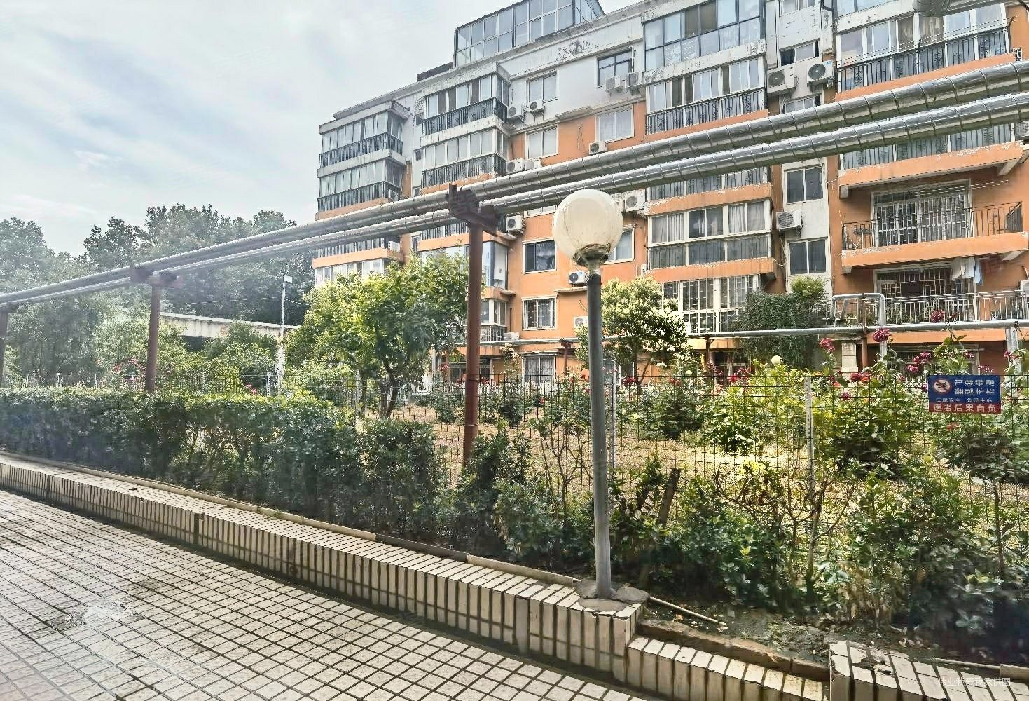 送车位 带露台,学府花园(二七)二手房,180万,3室2厅,2卫,137平米-郑州