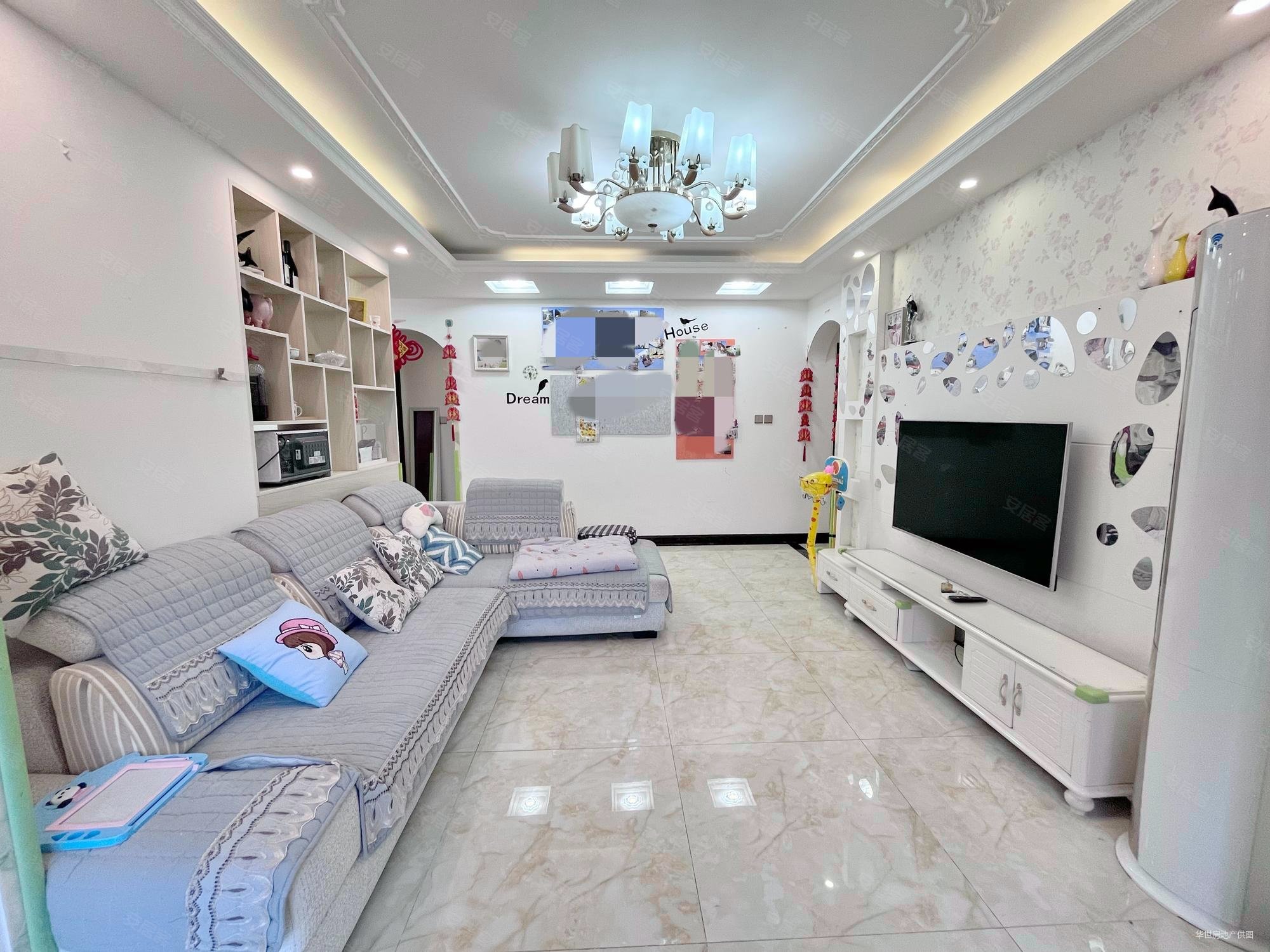 银诚东方国际4室2厅2卫116㎡南北95万