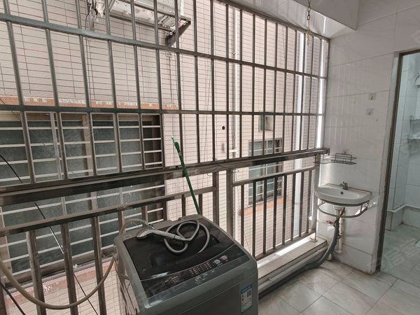 【多图】板头一街-九街自建房,进港大道租房,南沙板头市场路边大一房