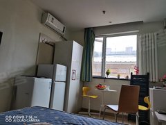 北京西城宣武门地铁口房东整租公寓大开间独立卫浴精装修随时入住,押一付一出租房源真实图片