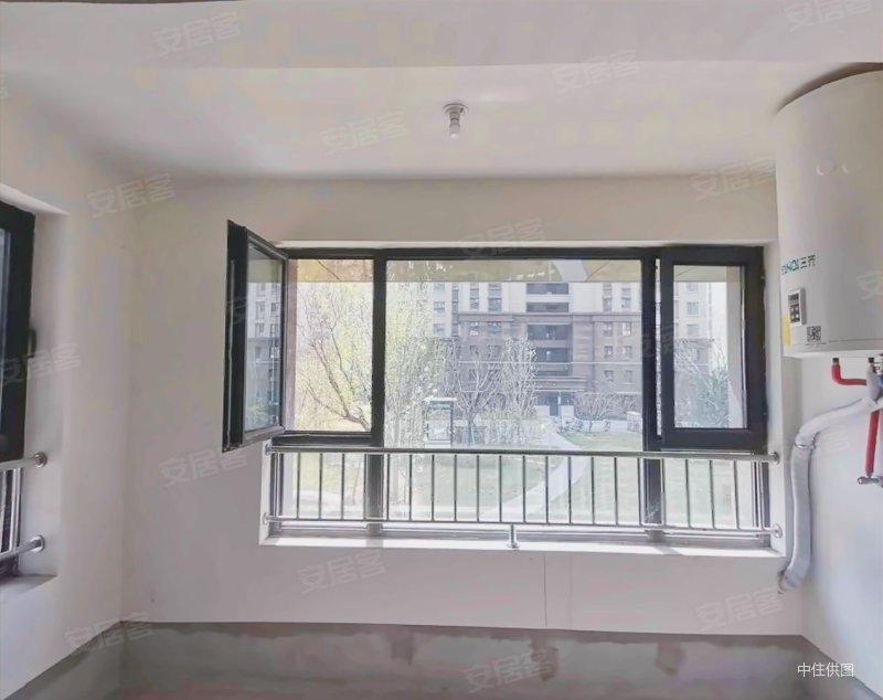 次新小区 电梯房 低密宜居,荣盛东第华府二手房,68.