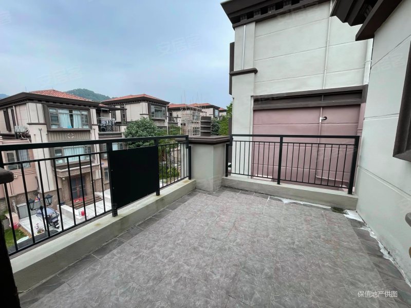 逸翠庄园山顶别墅,南向150方大花园,中空大厅,近地铁执信