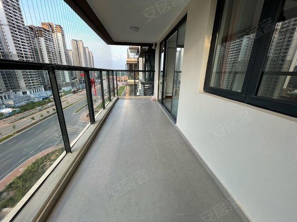 南宁良庆良庆镇五象澜庭府锦苑五象新区 澜庭府 地铁口 三中旁 四房