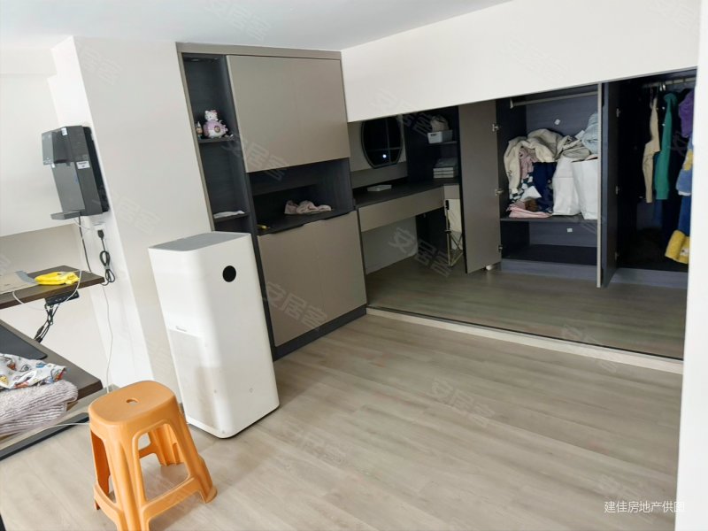 远洋晟庭精装小两室loft面积59平全套家具家电拎包入住