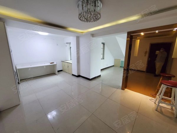 广州天河林和祥龙花园祥龙花园复式 6室3厅3卫 262平赠送80平电梯房