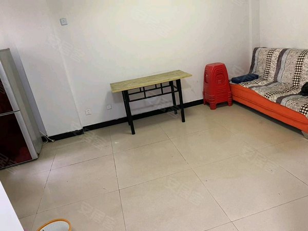 六安霍邱新店蓼城青年嘉园拎包入住，家电齐全，采光好通风好出租房源真实图片