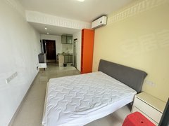 海口龙华城西海南医学院 吾悦广场一房 拧包入住 南北通透 包物业出租房源真实图片