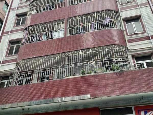 深圳福田沙尾沙尾西村沙尾奢华两房优惠价直租无中介品牌家电齐全拎包