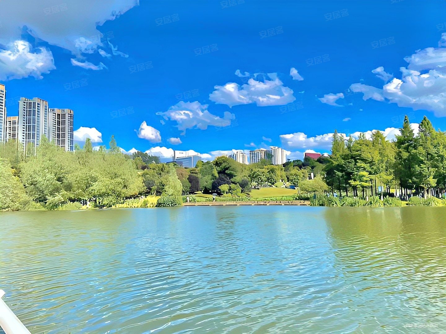 中铁阅山湖d组团(别墅)4室3厅4卫204.86㎡南北400万