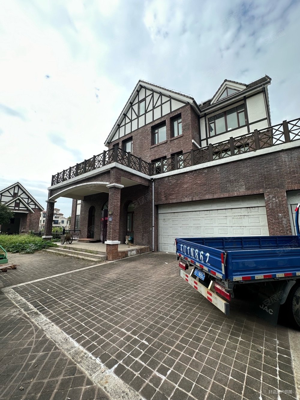 英郡大独栋价格私聊平台不能做低产证1170平花园3亩