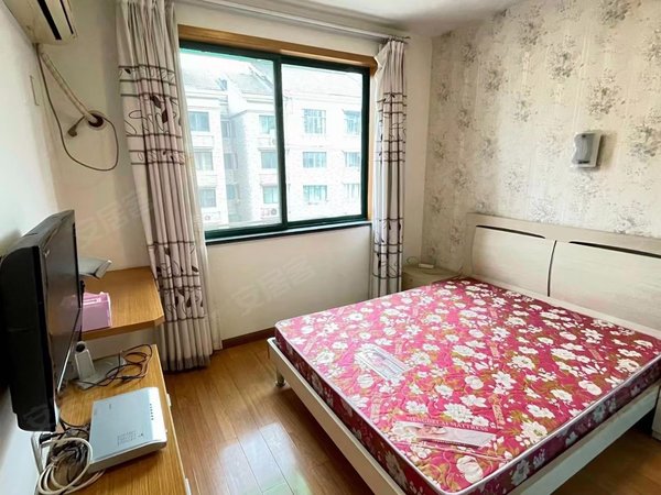 杭州桐庐桐庐城区龙潭小区龙潭小区 3室2厅2卫 配套齐全 101平 南北