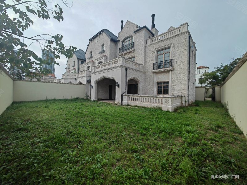 鲁信半岛美庐11室3厅5卫607.11㎡南北2500万