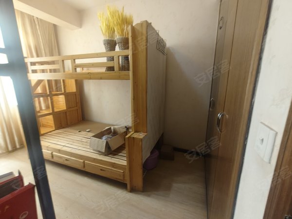 弥勒九号路庆来公园王炽小区(二期)王炽路三期家具家电齐全好楼层!出租房源真实图片