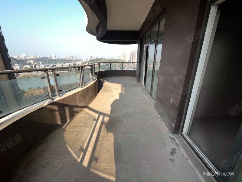 万峰城d区峰景里