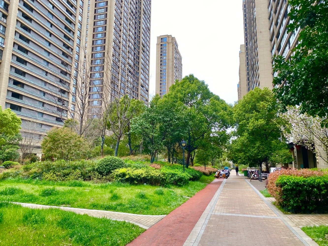 合肥房产网>合肥二手房>瑶海二手房>三里街二手房>信地藏龙阁>