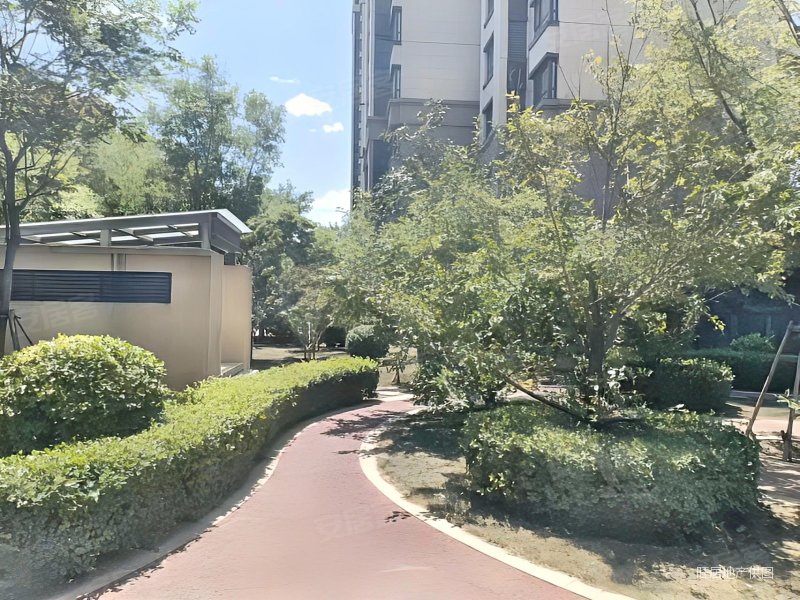 金地艺城华府北润华庭3室2厅1卫97.65㎡南北137万