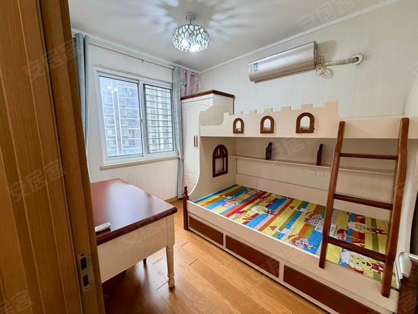 苏州吴中木渎香格里花苑(东区)香格里花苑(东区) 精装修 电梯房 通风好出租房源真实图片