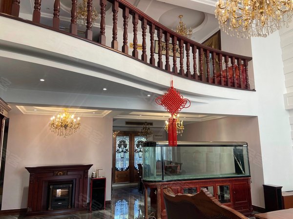 上海松江松江新城檀香花苑(别墅)檀香花苑(别墅) 5室2厅3卫 南北通透