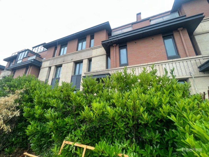 推窗看湖,海上湾鹭居(别墅)二手房,254万,4室2厅,4卫,119平米-上海