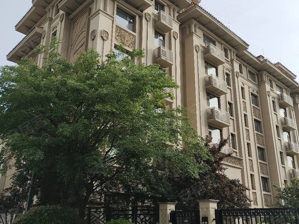 潍坊安丘安丘城区青云国际城精装好房出租,精装修,干净整洁,家电齐全