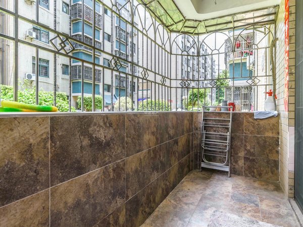 深圳龙岗龙岗中心城天健花园