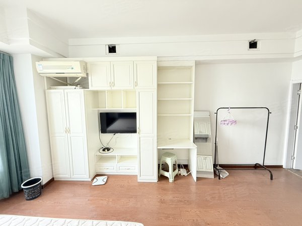 金华金东多湖万达广场诚租万达广场，自住装修，位置好轻轨口，购物交通便利，拎包入住出租房源真实图片