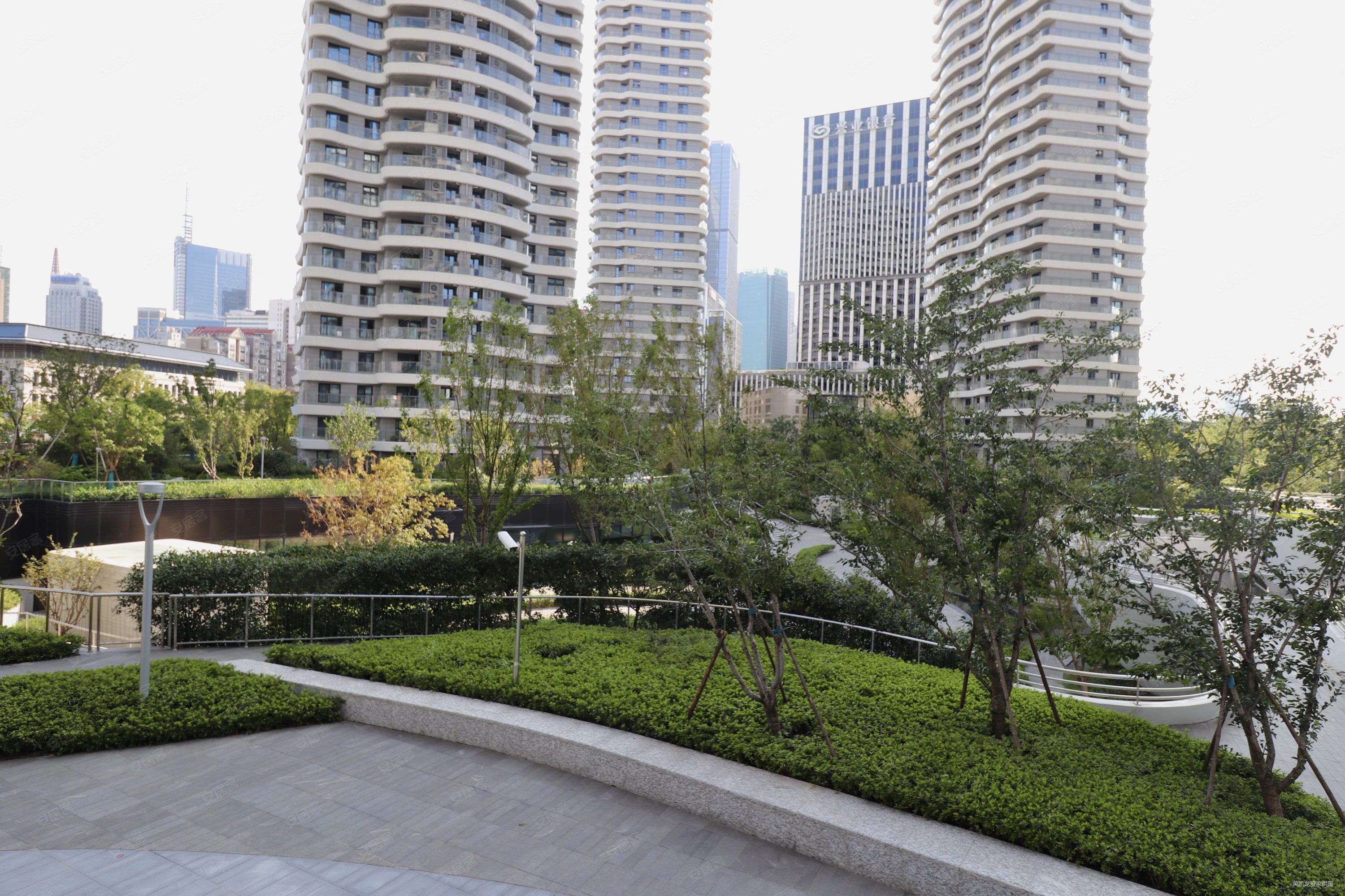 九庐(陆家嘴滨江金融城)3室2厅3卫215.8㎡南4300万