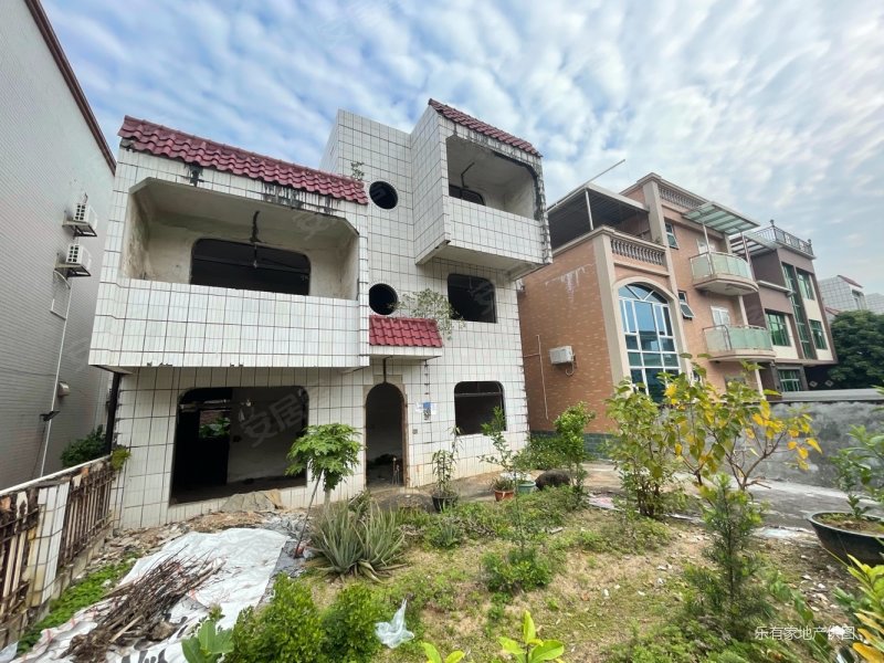 西区小区独栋别墅,占地413平米,花园300平,可进车,锦绣花园二手房,380