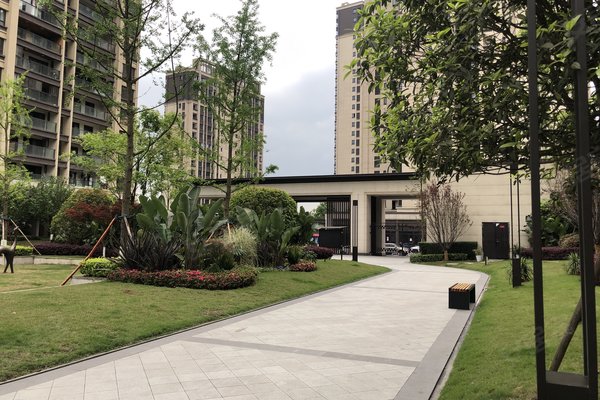 金科金辉博翠山鉴博b区周边房产中介经纪人评价-重庆安居客